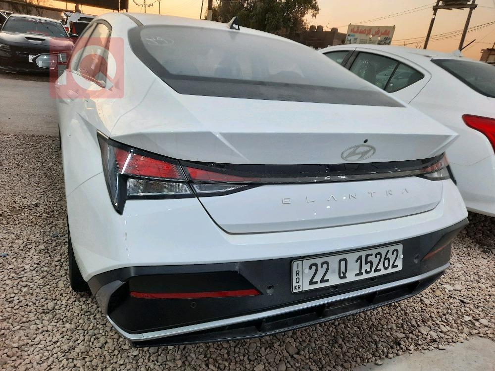هيونداي النترا